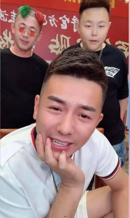 老利爆料大哥信息最新消息,大哥最新动态,独家爆料引热议